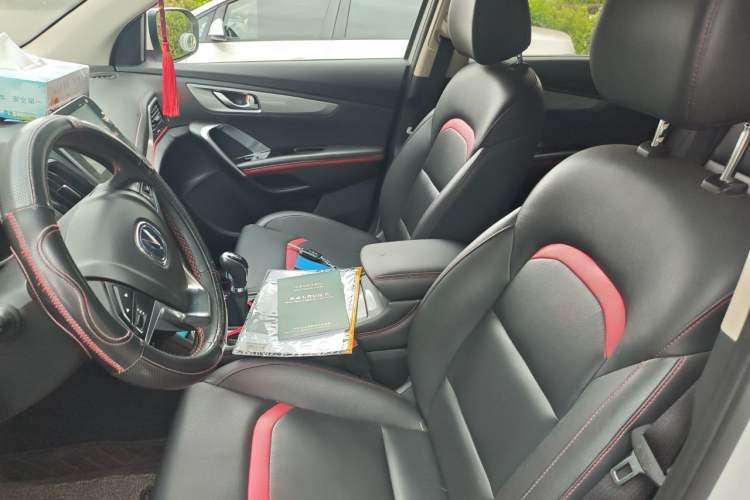 Used CHANGAN CS55 2018 1.5T Manual Colorful Model China V Standard Left Front Seat