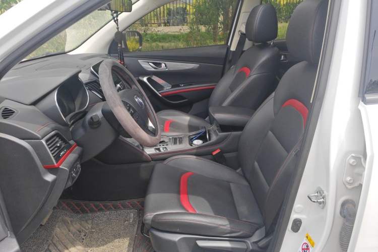 Used CHANGAN CS55 2018 1.5T Automatic Colorful Edition China V Standard Left Front Seat