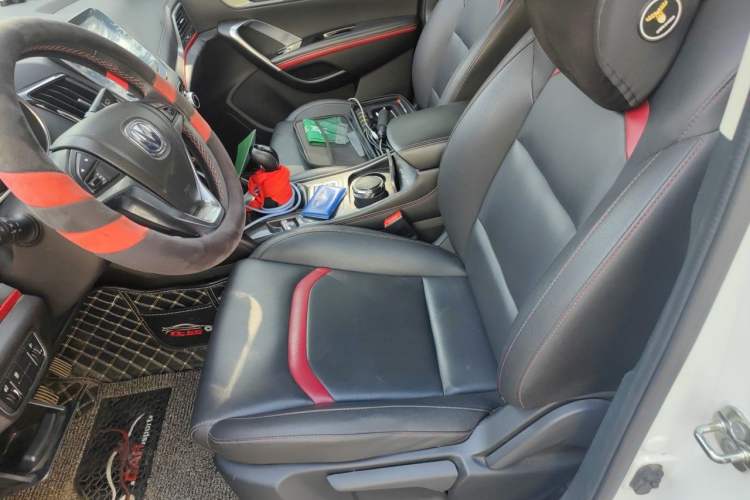 Used CHANGAN CS55 2018 1.5T Manual Colorful Model China V Standard Left Front Seat