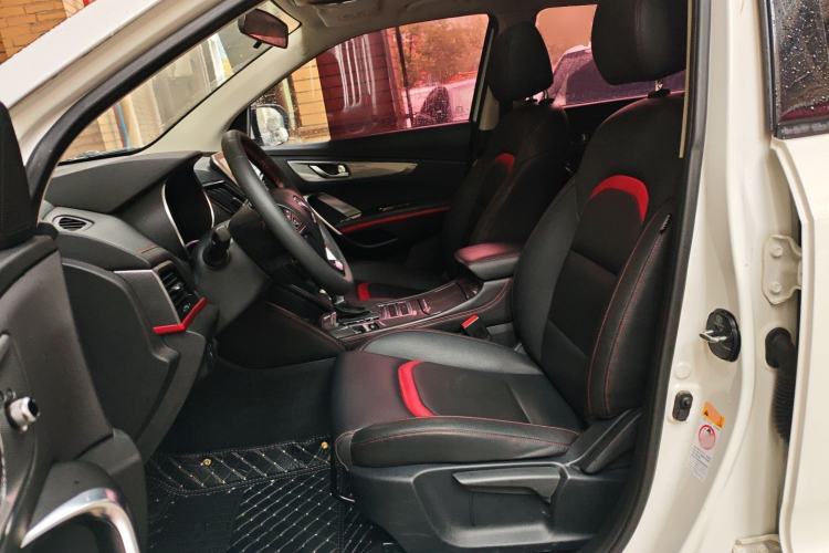 Used CHANGAN CS55 2018 1.5T Automatic Colorful Edition China V Standard Left Front Seat