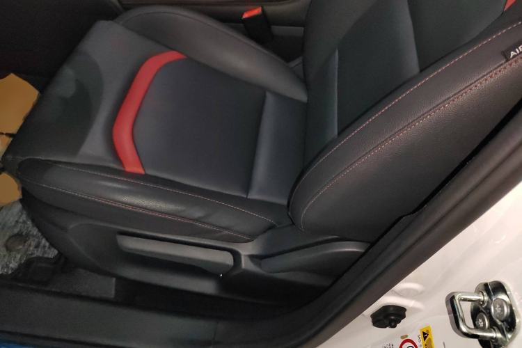 Used CHANGAN CS55 2018 1.5T Automatic Colorful Edition China V Standard Left Front Seat
