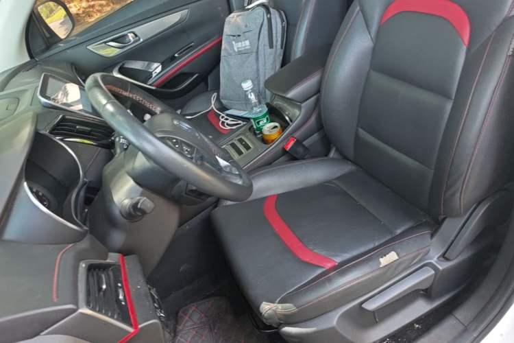 Used CHANGAN CS55 2018 1.5T Automatic Colorful Edition China V Standard Left Front Seat