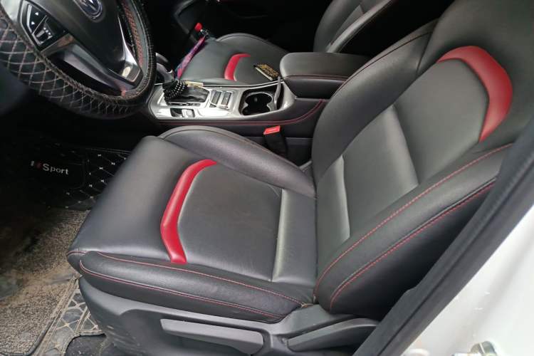 Used CHANGAN CS55 2018 1.5T Automatic Colorful Edition China V Standard Left Front Seat