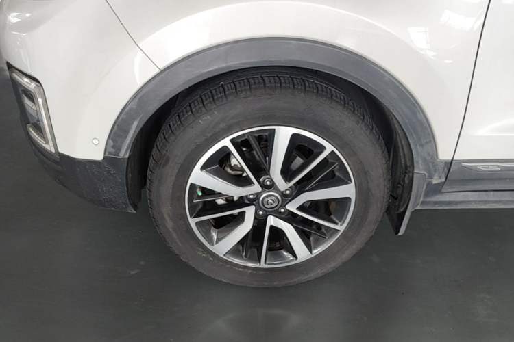 Used CHANGAN CS55 2018 1.5T Automatic Xuanzhi Model China V Standard Left Front Wheel Hub