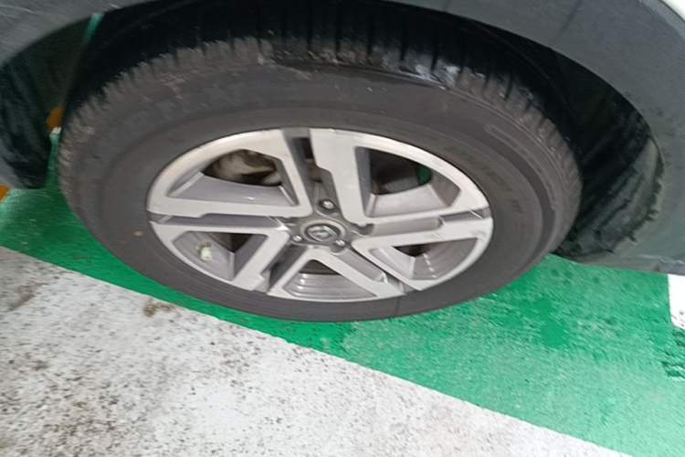 Used CHANGAN CS55 2018 1.5T Manual Colorful Model China V Standard Left Front Wheel Hub