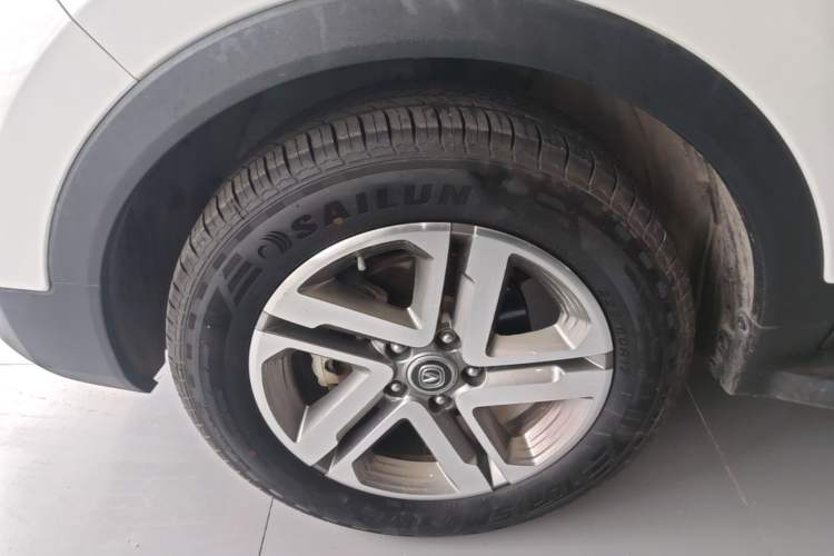 Used CHANGAN CS55 2018 1.5T Manual Colorful Model China V Standard Left Front Wheel Hub