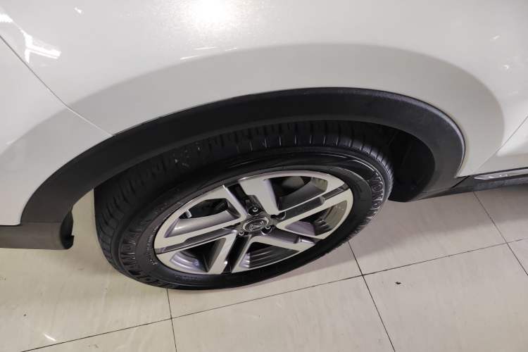 Used CHANGAN CS55 2018 1.5T Automatic Colorful Edition China V Standard Left Front Wheel Hub
