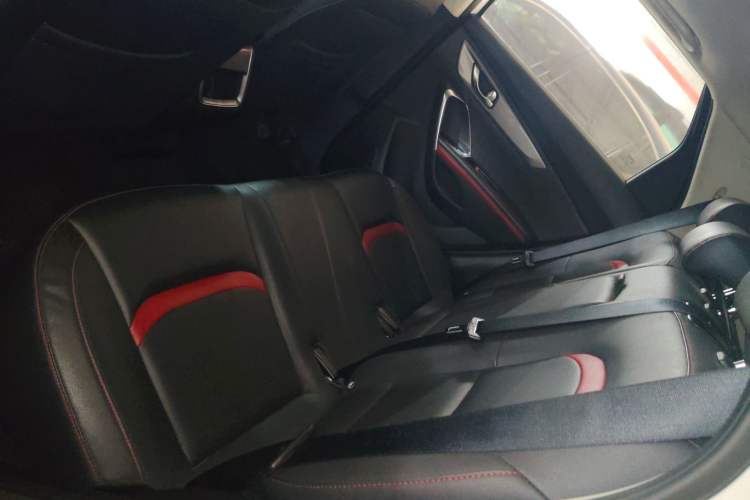 Used CHANGAN CS55 2018 1.5T Automatic Colorful Edition China V Standard Left Rear Seat
