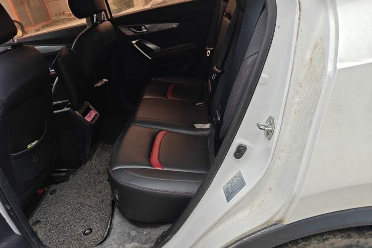 Used CHANGAN CS55 2018 1.5T Automatic Colorful Edition China V Standard Left Rear Seat