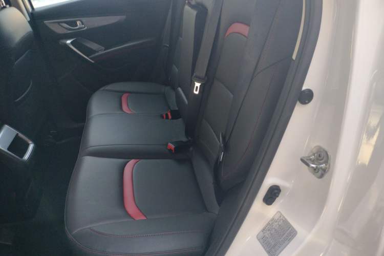 Used CHANGAN CS55 2018 1.5T Automatic Colorful Edition China V Standard Left Rear Seat