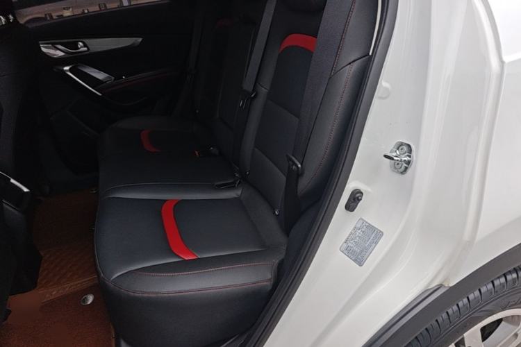 Used CHANGAN CS55 2018 1.5T Automatic Colorful Edition China V Standard Left Rear Seat