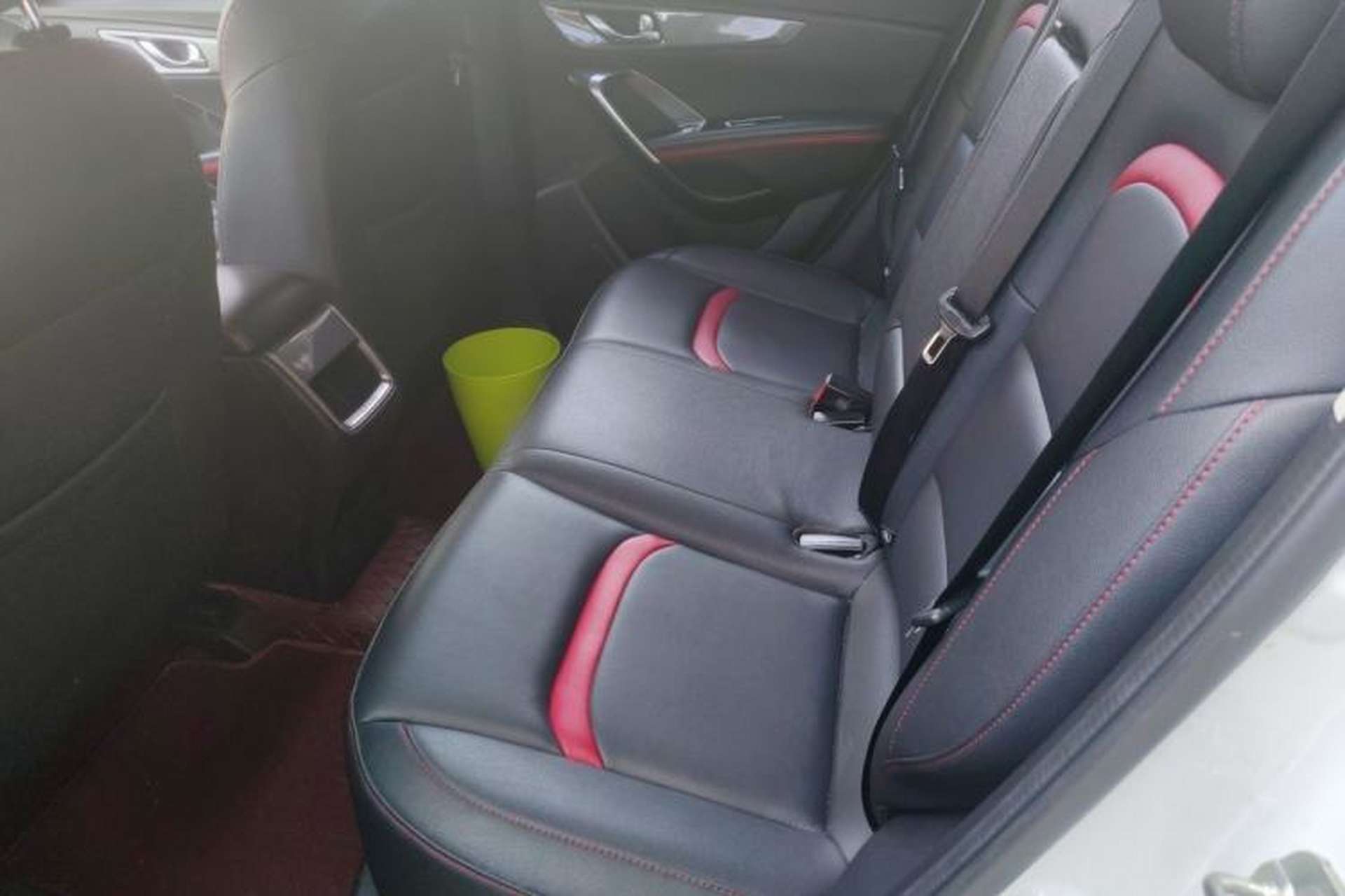 Used CHANGAN CS55 2018 1.5T Automatic Colorful Edition China V Standard Left Rear Seat