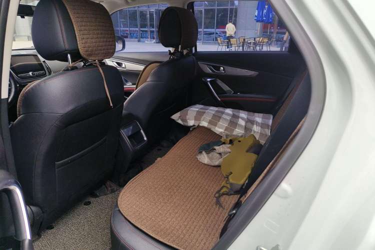 Used CHANGAN CS55 2018 1.5T Automatic Colorful Edition China V Standard Left Rear Seat