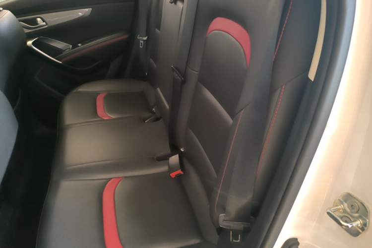 Used CHANGAN CS55 2018 1.5T Automatic Colorful Edition China V Standard Left Rear Seat