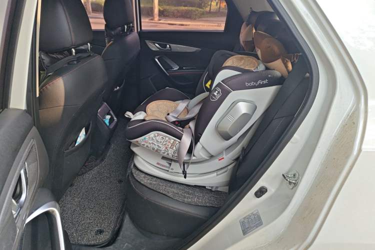 Used CHANGAN CS55 2018 1.5T Automatic Colorful Edition China V Standard Left Rear Seat