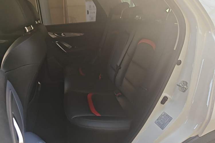 Used CHANGAN CS55 2018 1.5T Automatic Colorful Edition China V Standard Left Rear Seat