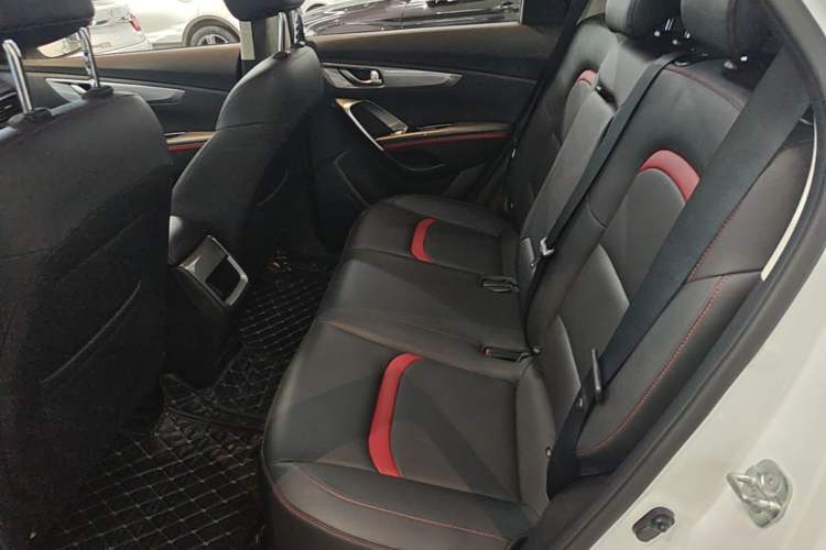 Used CHANGAN CS55 2018 1.5T Automatic Colorful Edition China V Standard Left Rear Seat