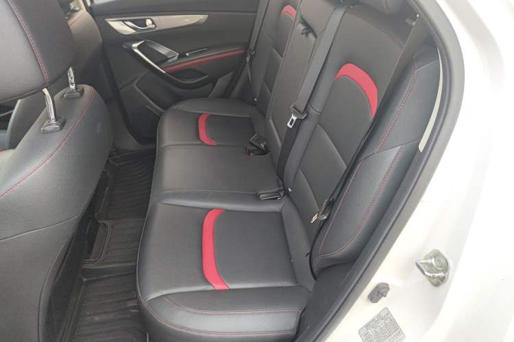 Used CHANGAN CS55 2018 1.5T Automatic Xuan Dong Model China V Standard Left Rear Seat