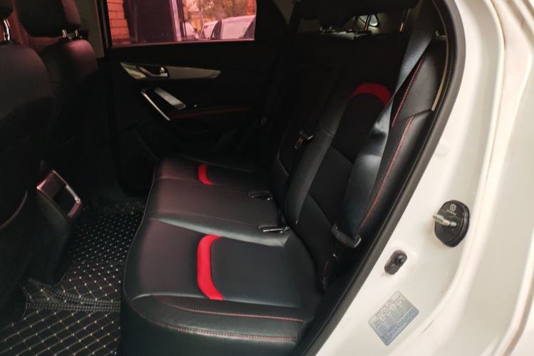 Used CHANGAN CS55 2018 1.5T Automatic Colorful Edition China V Standard Left Rear Seat