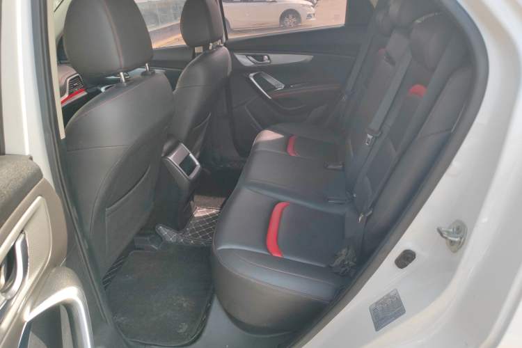 Used CHANGAN CS55 2018 1.5T Automatic Colorful Edition China V Standard Left Rear Seat