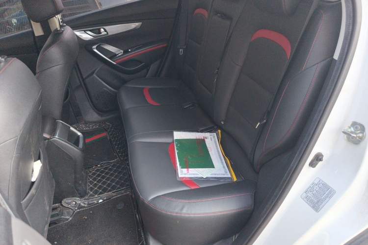 Used CHANGAN CS55 2018 1.5T Manual Colorful Model China V Standard Left Rear Seat
