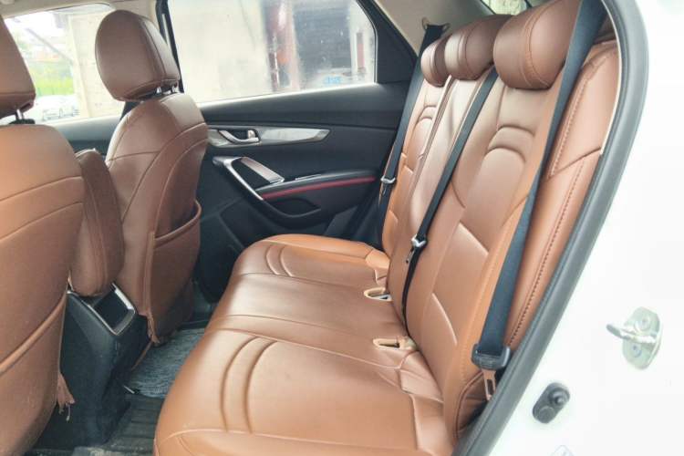 Used CHANGAN CS55 2018 1.5T Automatic Colorful Edition China V Standard Left Rear Seat