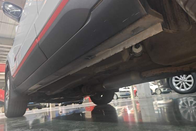 Used CHANGAN CS55 2018 1.5T Automatic Colorful Edition China V Standard Left Side Sill