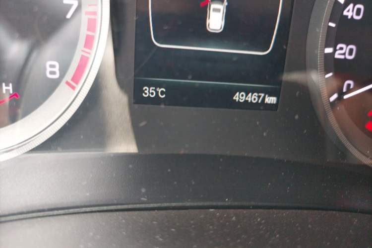 Used CHANGAN CS55 2018 1.5T Automatic Colorful Edition China V Standard Odometer Close Up