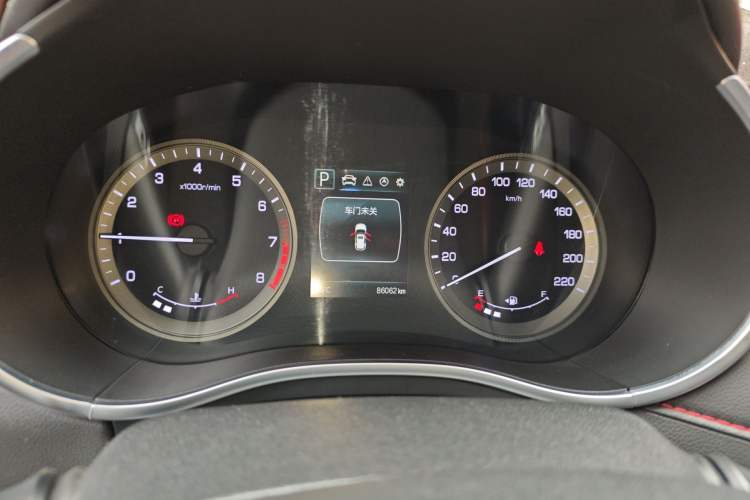 Used CHANGAN CS55 2018 1.5T Automatic Colorful Edition China V Standard Odometer Close Up