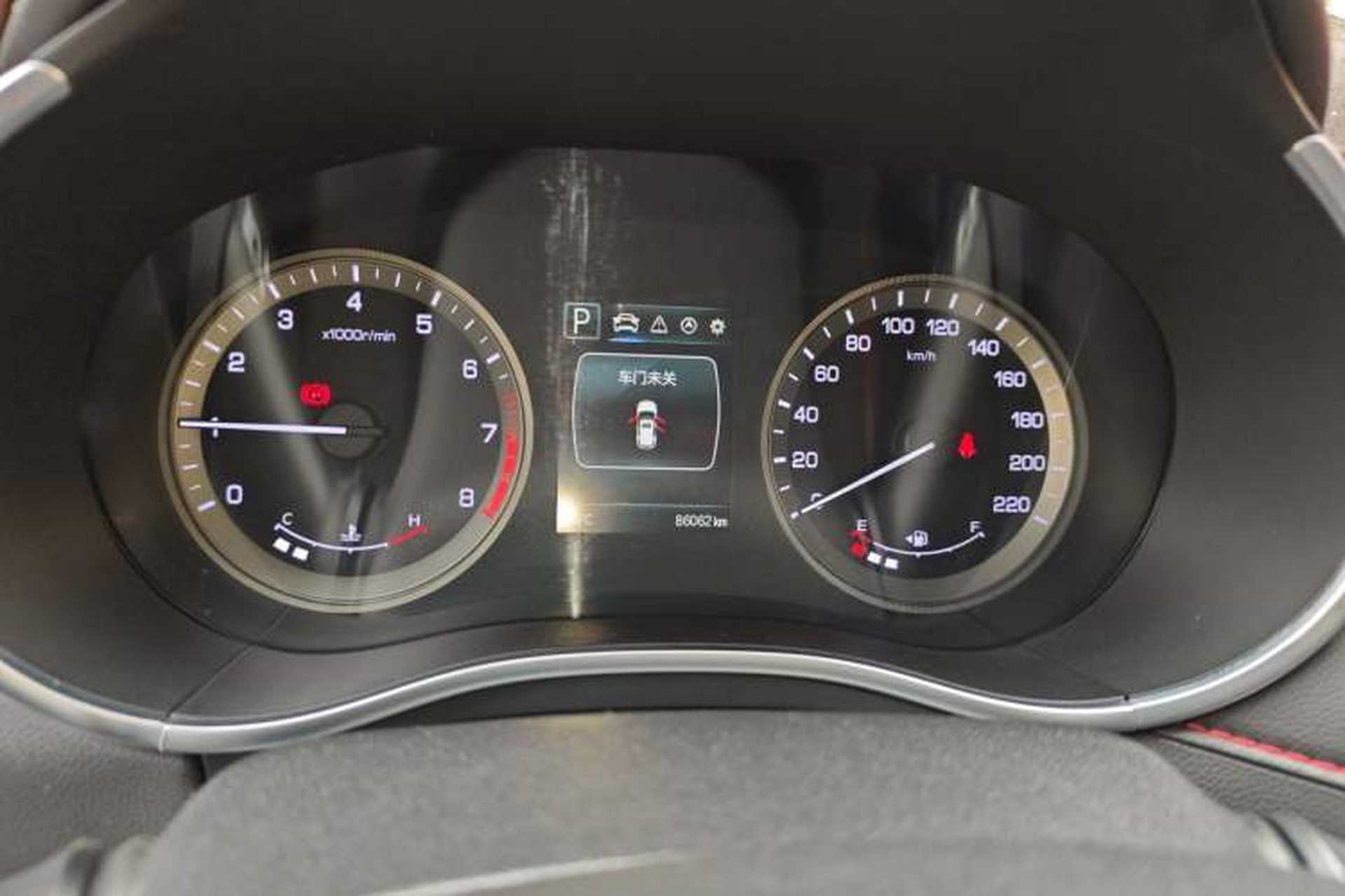 Used CHANGAN CS55 2018 1.5T Automatic Colorful Edition China V Standard Odometer Close Up