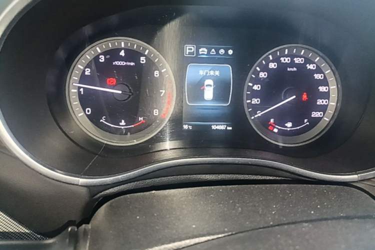 Used CHANGAN CS55 2018 1.5T Automatic Xuan Dong Model China V Standard Odometer Close Up