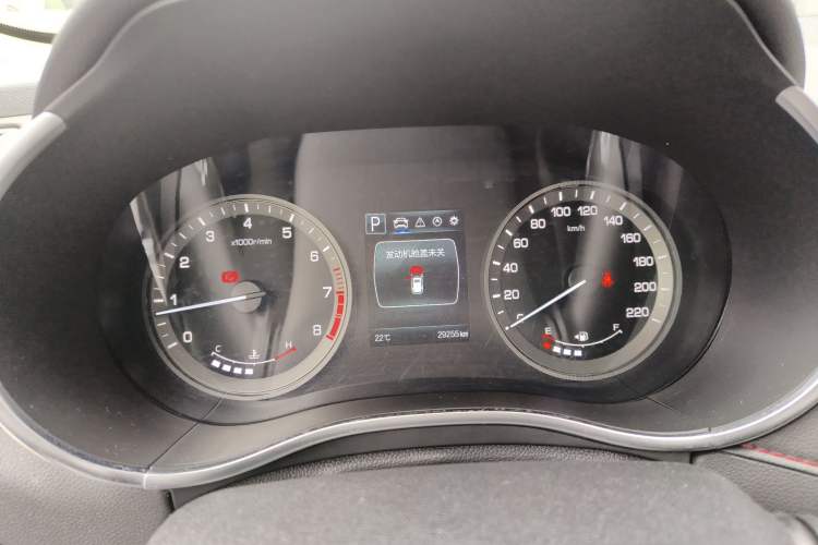 Used CHANGAN CS55 2018 1.5T Automatic Colorful Edition China V Standard Odometer Close Up