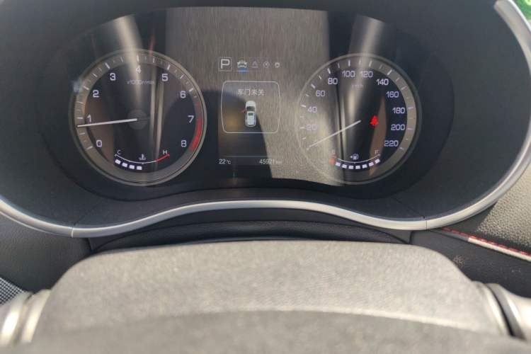 Used CHANGAN CS55 2018 1.5T Automatic Xuan Dong Model China V Standard Odometer Close Up