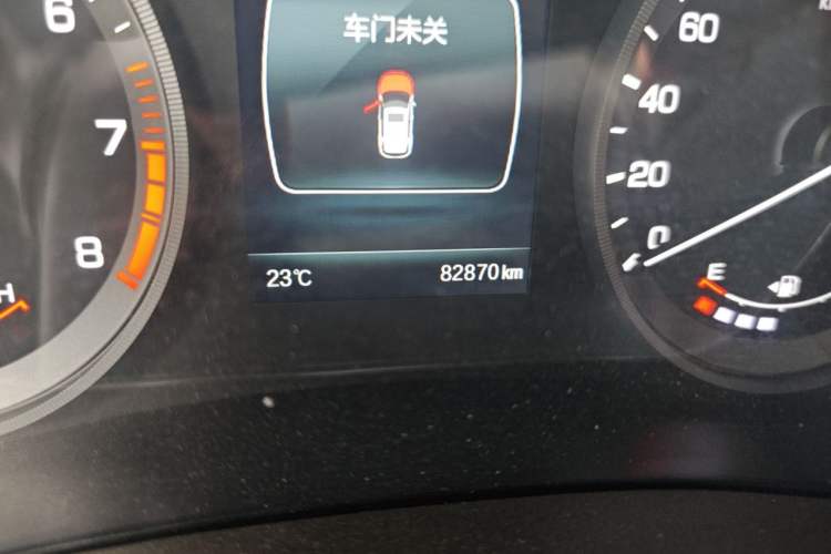 Used CHANGAN CS55 2018 1.5T Automatic Colorful Edition China V Standard Odometer Close Up