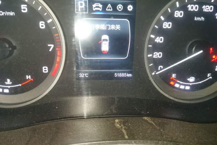Used CHANGAN CS55 2018 1.5T Automatic Colorful Edition China V Standard Odometer Close Up