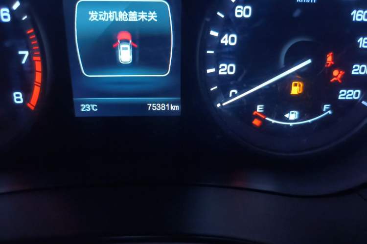 Used CHANGAN CS55 2018 1.5T Automatic Colorful Edition China V Standard Odometer Close Up