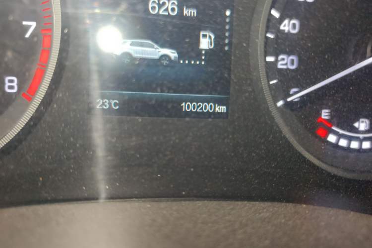 Used CHANGAN CS55 2018 1.5T Automatic Colorful Edition China V Standard Odometer Close Up