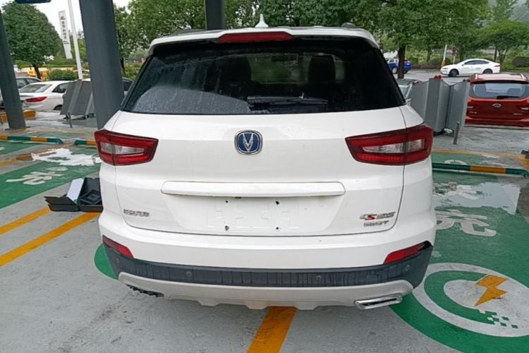 Used CHANGAN CS55 2018 1.5T Manual Colorful Model China V Standard Rear