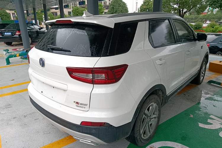 Used CHANGAN CS55 2018 1.5T Manual Colorful Model China V Standard Rear Right 45 Deg