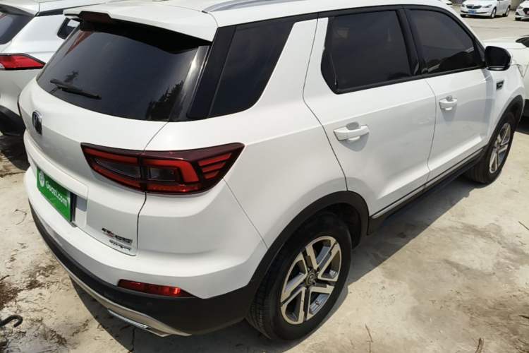 Used CHANGAN CS55 2018 1.5T Manual Colorful Model China V Standard Rear Right 45 Deg