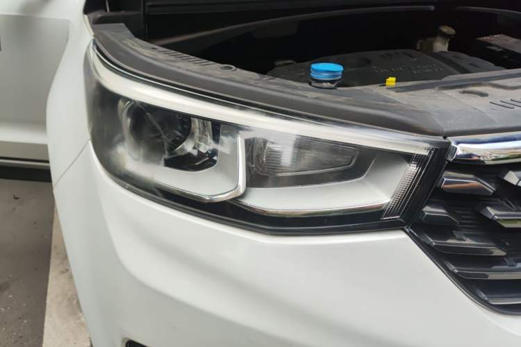 Used CHANGAN CS55 2018 1.5T Automatic Colorful Edition China V Standard Right Front Headlight