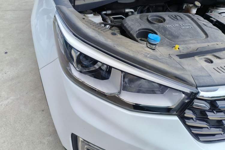 Used CHANGAN CS55 2018 1.5T Automatic Colorful Edition China V Standard Right Front Headlight