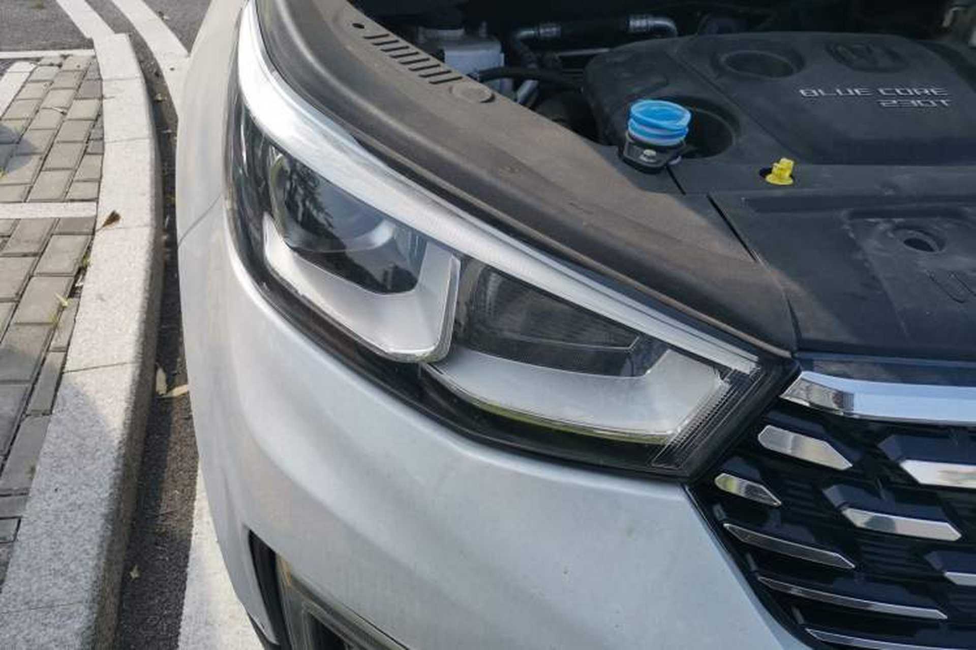 Used CHANGAN CS55 2018 1.5T Automatic Colorful Edition China V Standard Right Front Headlight