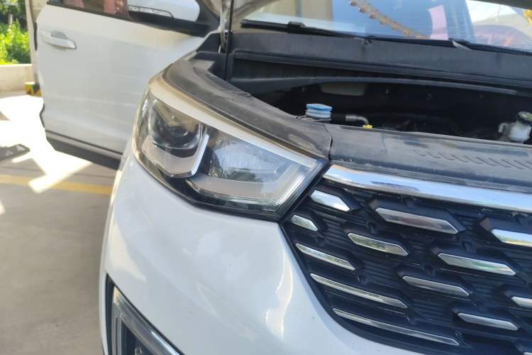 Used CHANGAN CS55 2018 1.5T Manual Colorful Model China V Standard Right Front Headlight