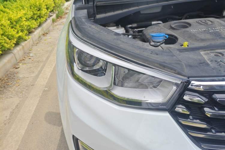 Used CHANGAN CS55 2018 1.5T Automatic Colorful Edition China V Standard Right Front Headlight