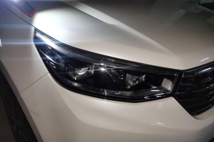 Used CHANGAN CS55 2018 1.5T Automatic Xuan Dong Model China V Standard Right Front Headlight