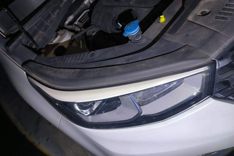Used CHANGAN CS55 2018 1.5T Automatic Colorful Edition China V Standard Right Front Headlight