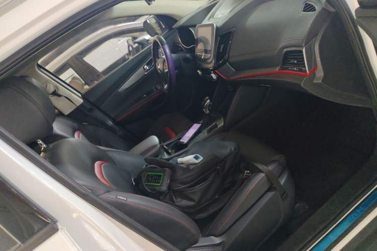Used CHANGAN CS55 2018 1.5T Automatic Colorful Edition China V Standard Right Front Seat