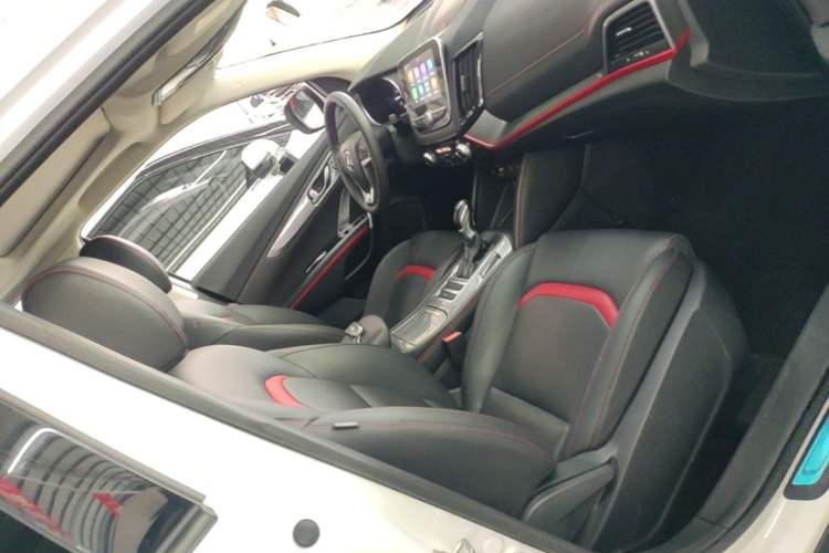 Used CHANGAN CS55 2018 1.5T Automatic Colorful Edition China V Standard Right Front Seat