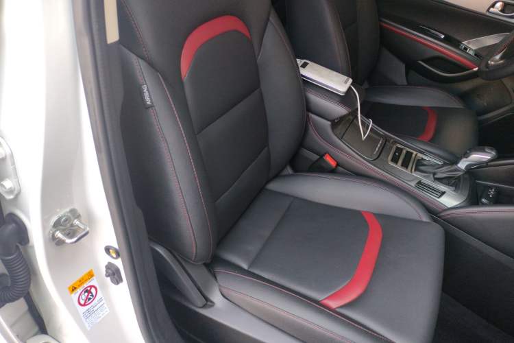 Used CHANGAN CS55 2018 1.5T Automatic Colorful Edition China V Standard Right Front Seat